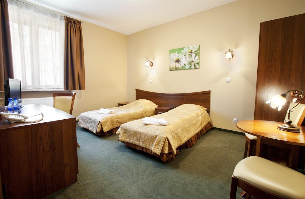 Osrodek Wypoczynkowy Amadeusz Hotel Krynica Cameră foto