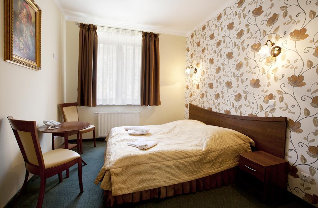 Osrodek Wypoczynkowy Amadeusz Hotel Krynica Cameră foto