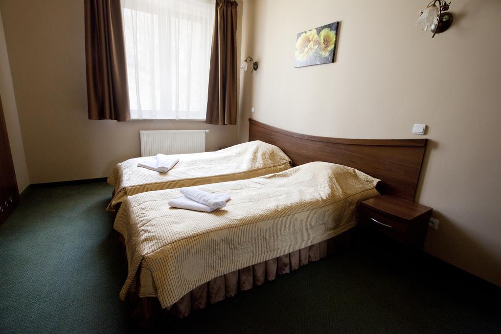 Osrodek Wypoczynkowy Amadeusz Hotel Krynica Exterior foto