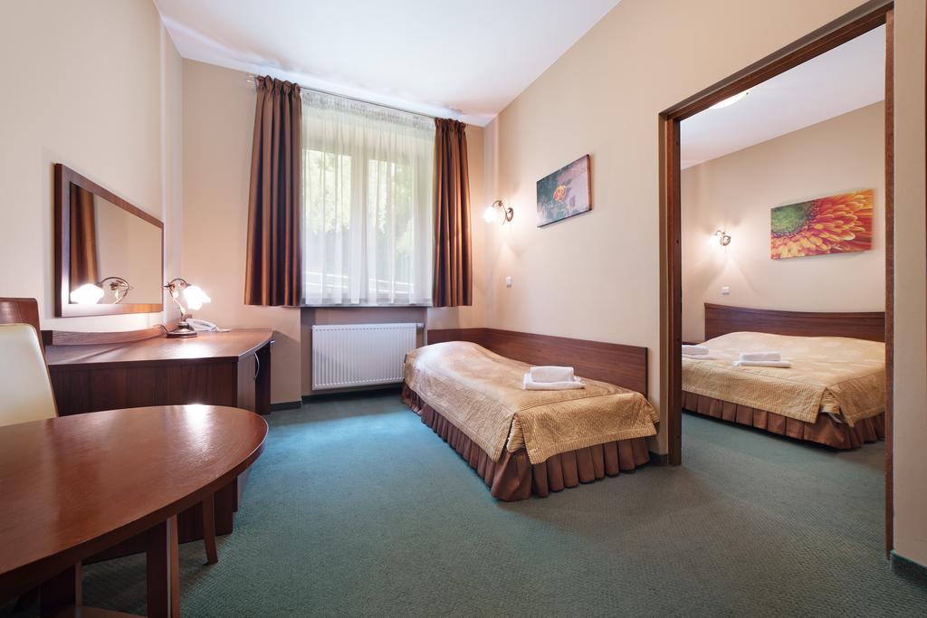 Osrodek Wypoczynkowy Amadeusz Hotel Krynica Exterior foto