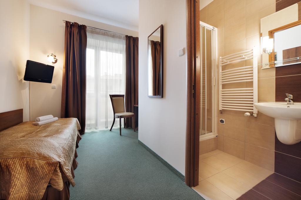 Osrodek Wypoczynkowy Amadeusz Hotel Krynica Exterior foto